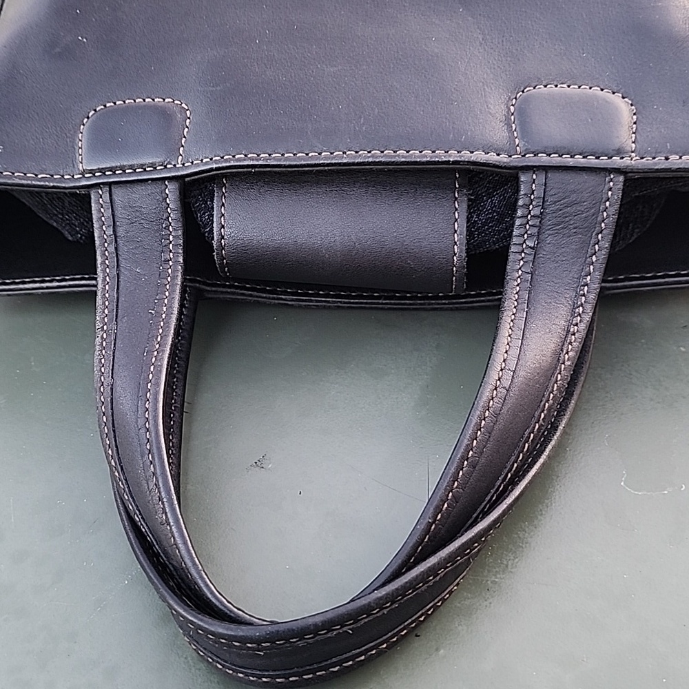 Authentic Vintage Coach Black Leather Bleecker Book T… - Gem